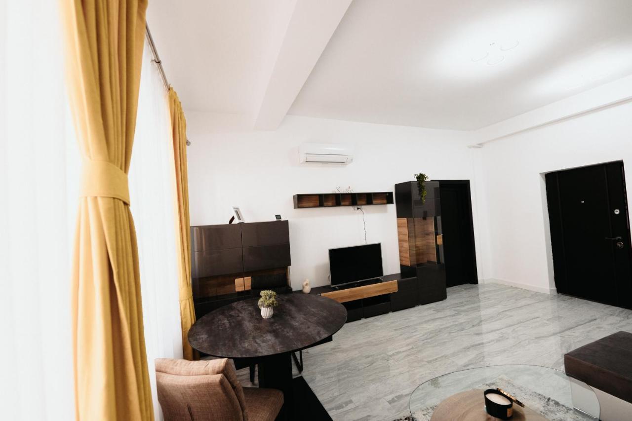 Cozy Aparthotel - Central City Suceava Exterior foto
