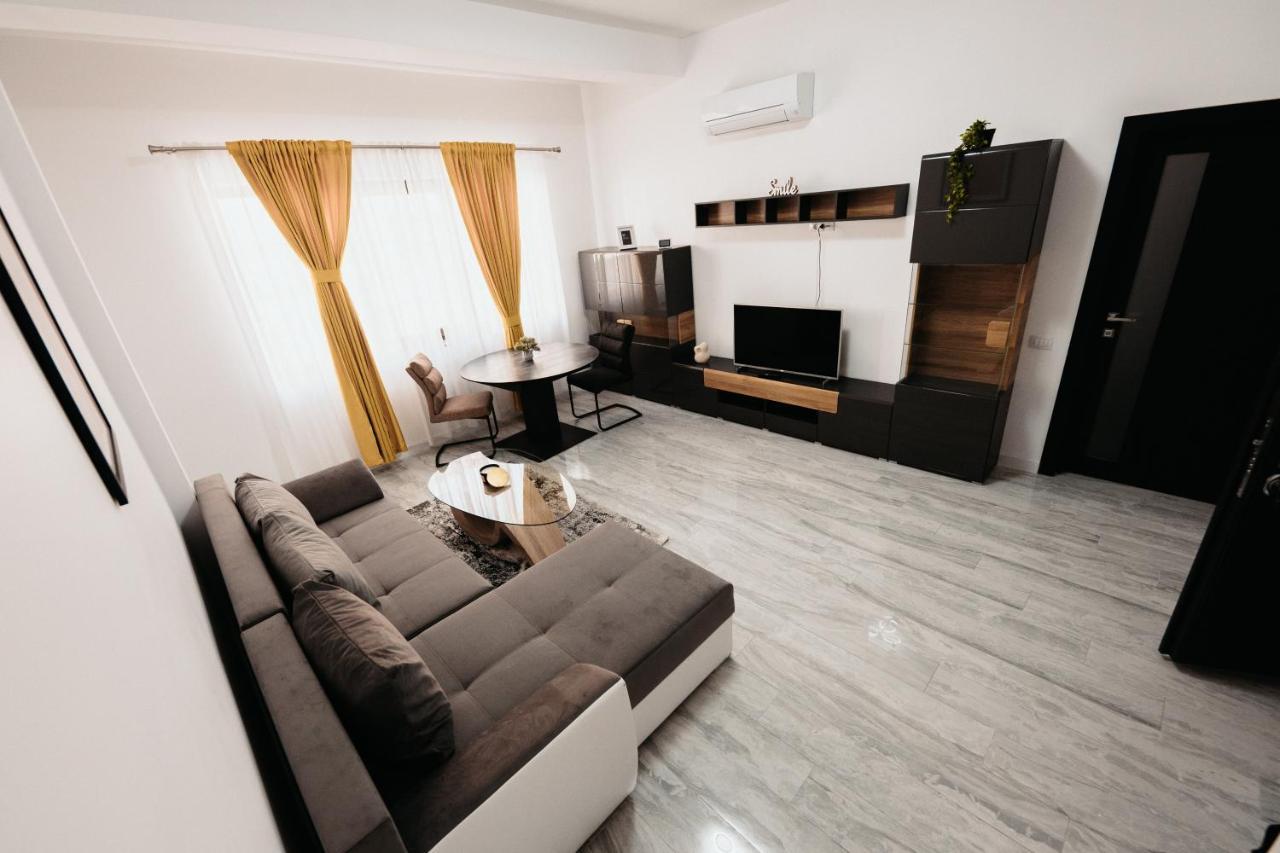 Cozy Aparthotel - Central City Suceava Exterior foto